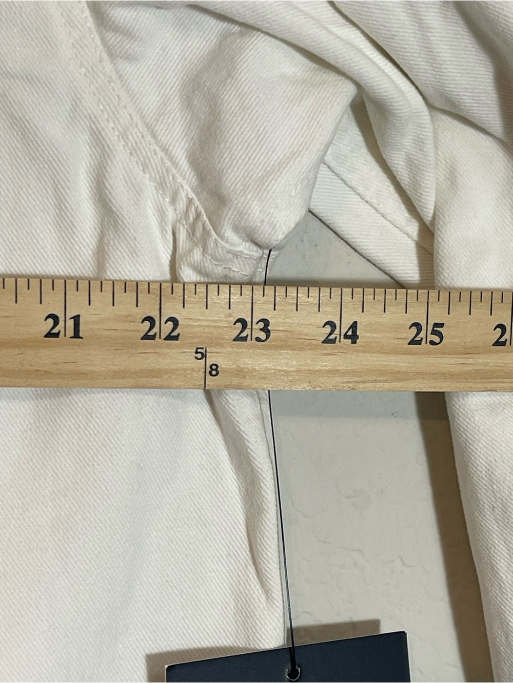 Tuckernuck White Bunny Barn Jacket Size Medium NWT Relaxed Fit Corduroy Collar - Picture 12 of 16
